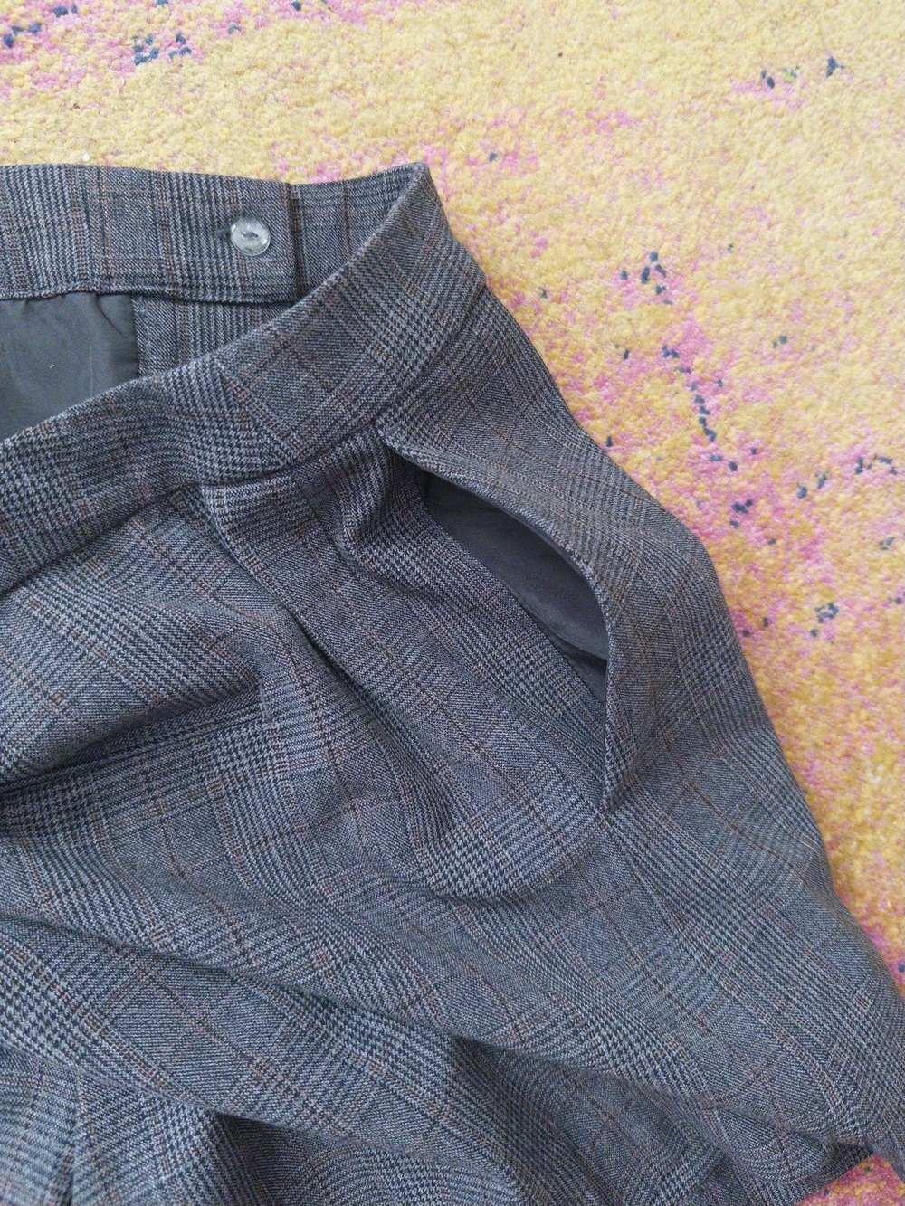 H&M Charcoal Plaid Skort Suit Set - Picture 10 of 10